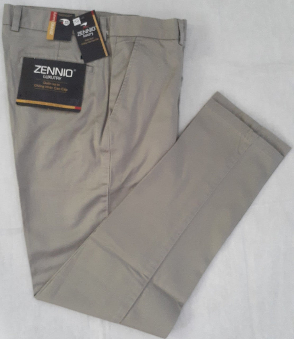 Zennio Men’s Classic Straight-Leg Trousers with Smooth Finish