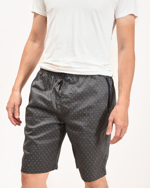 Zennio casual shorts with dual zip front pockets